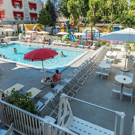 Hotel Eiffel Rimini Ngoại thất bức ảnh