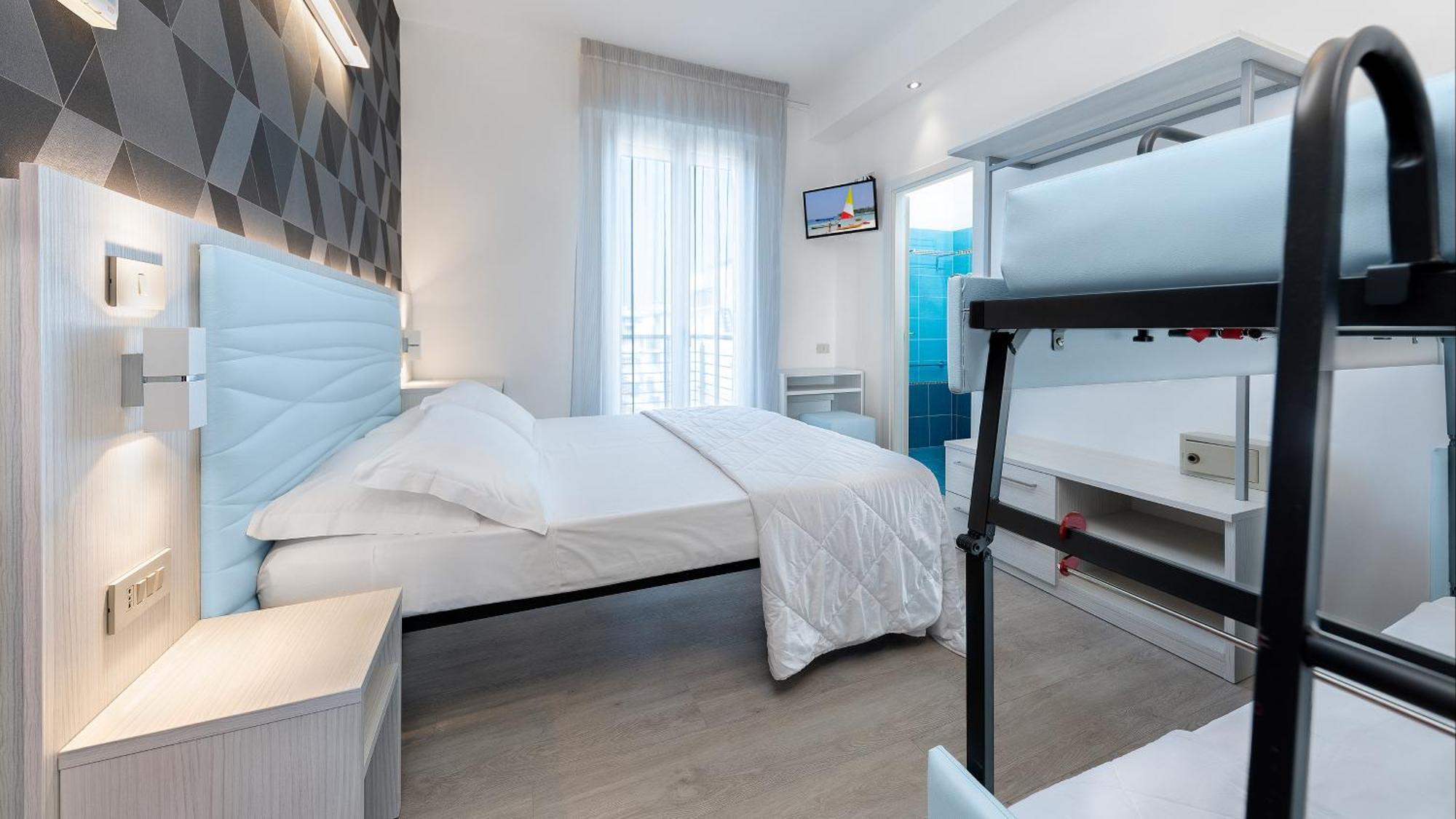 Hotel Eiffel Rimini Ngoại thất bức ảnh