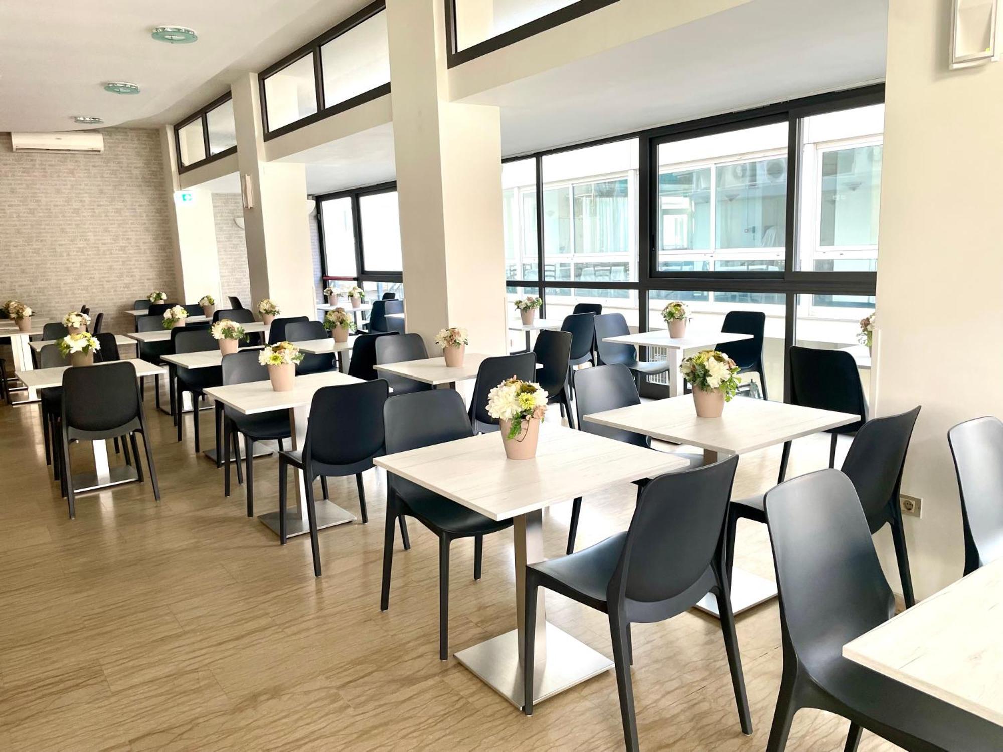 Hotel Eiffel Rimini Ngoại thất bức ảnh