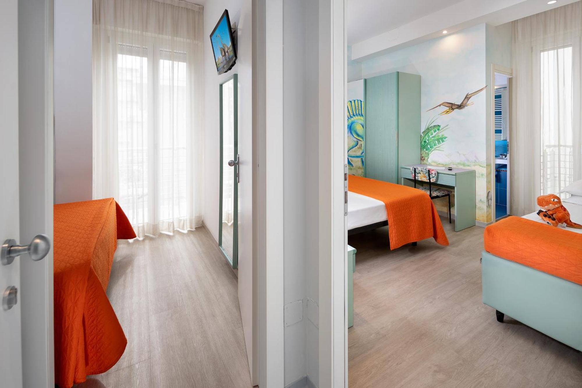 Hotel Eiffel Rimini Ngoại thất bức ảnh