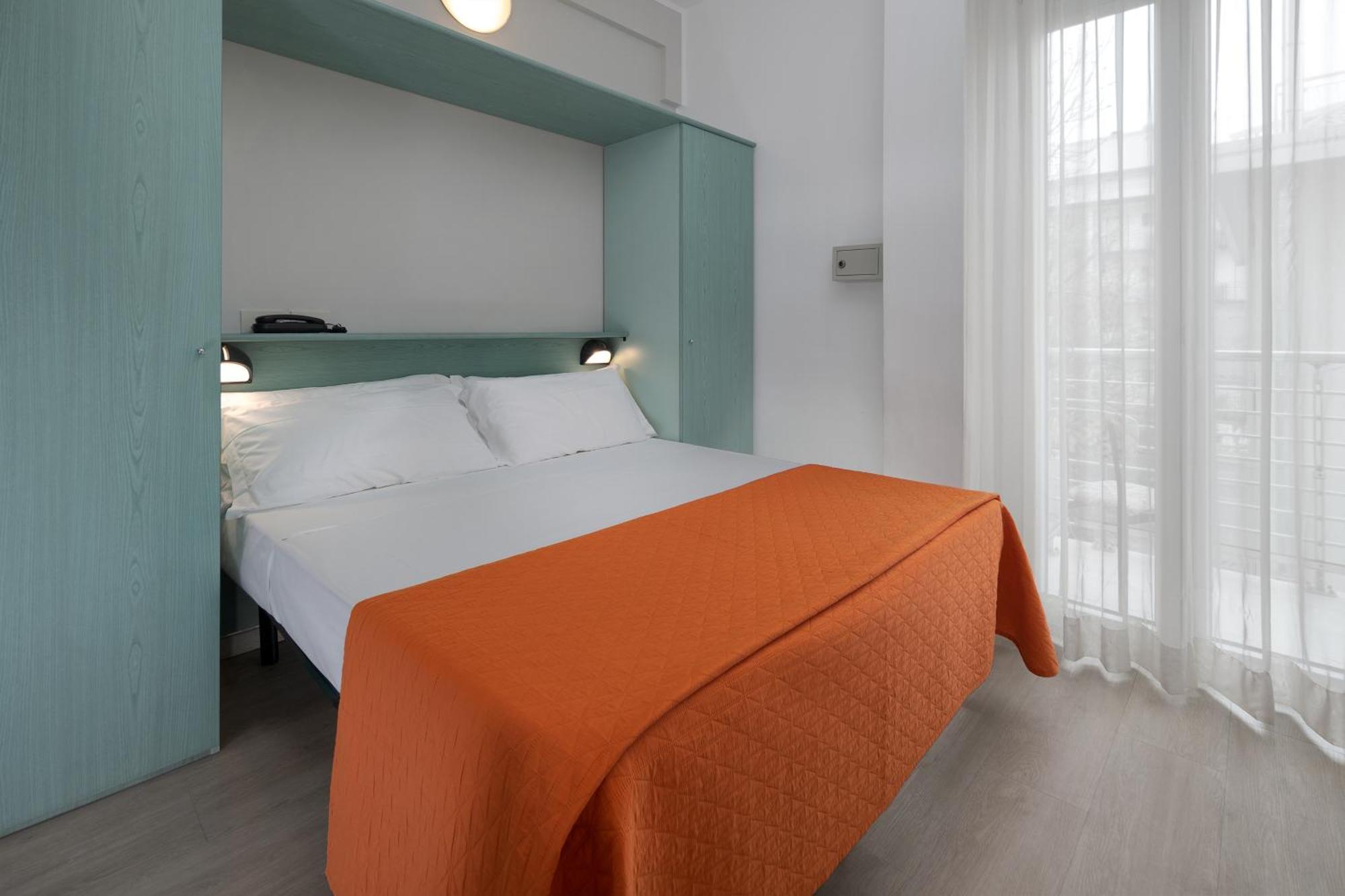 Hotel Eiffel Rimini Phòng bức ảnh