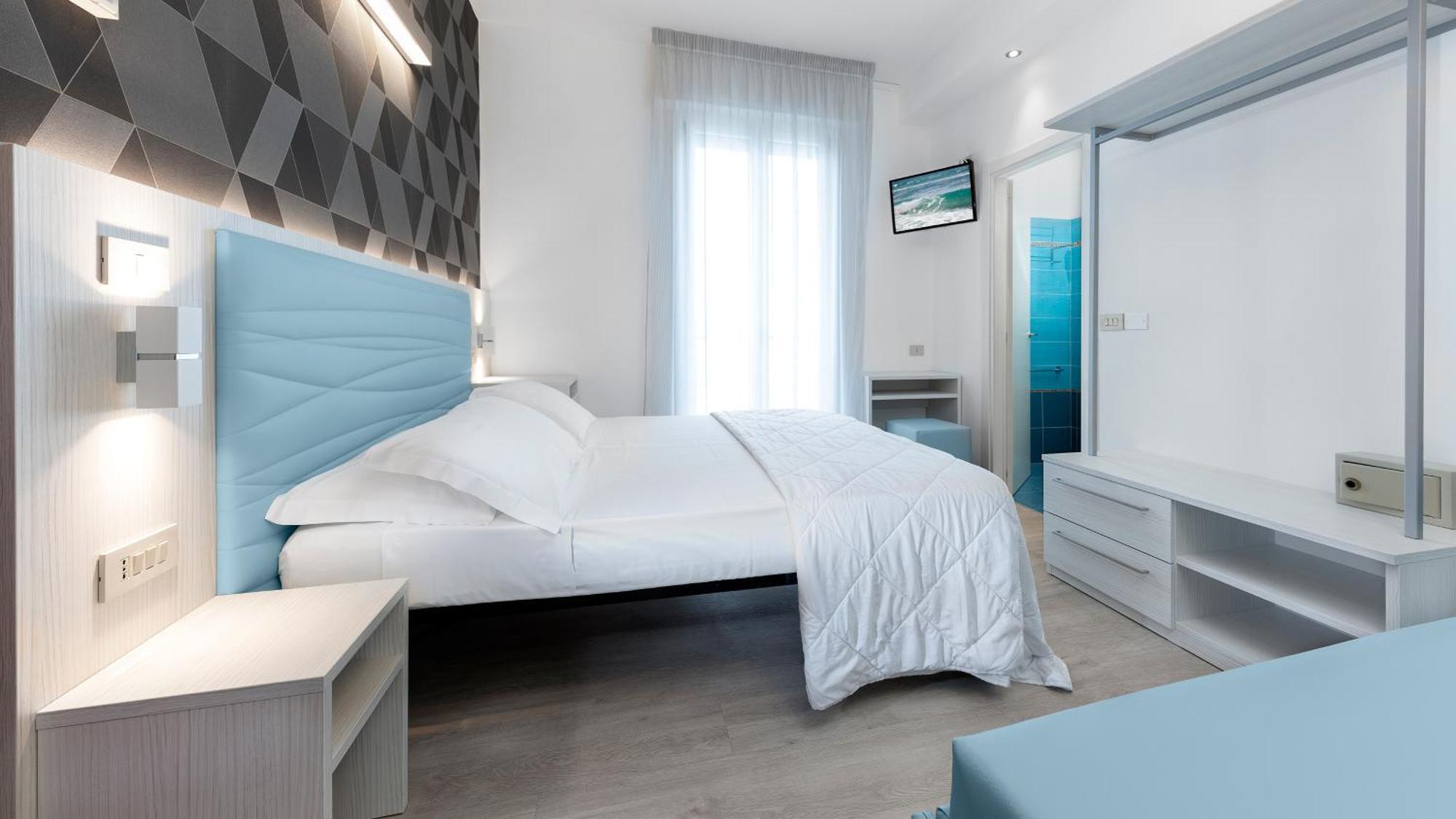 Hotel Eiffel Rimini Ngoại thất bức ảnh